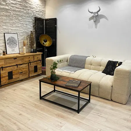 House - Maison Entiere Et Son Jardin - Rare A Ferienhaus *