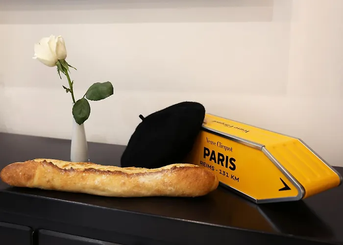 Ferienhaus House - Maison Entiere Et Son Jardin - Rare A Paris