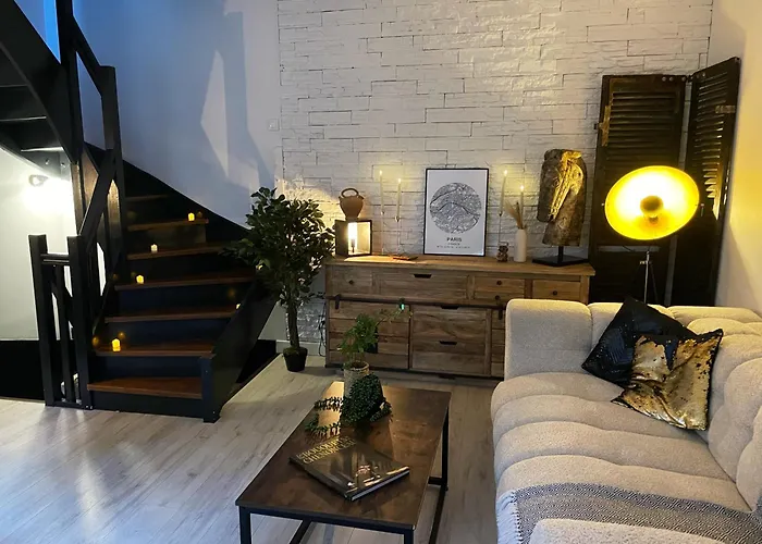 Ferienhaus House - Maison Entiere Et Son Jardin - Rare A Paris