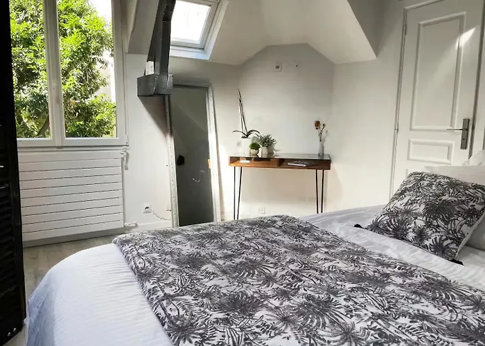 House - Maison Entiere Et Son Jardin - Rare A Ferienhaus Paris